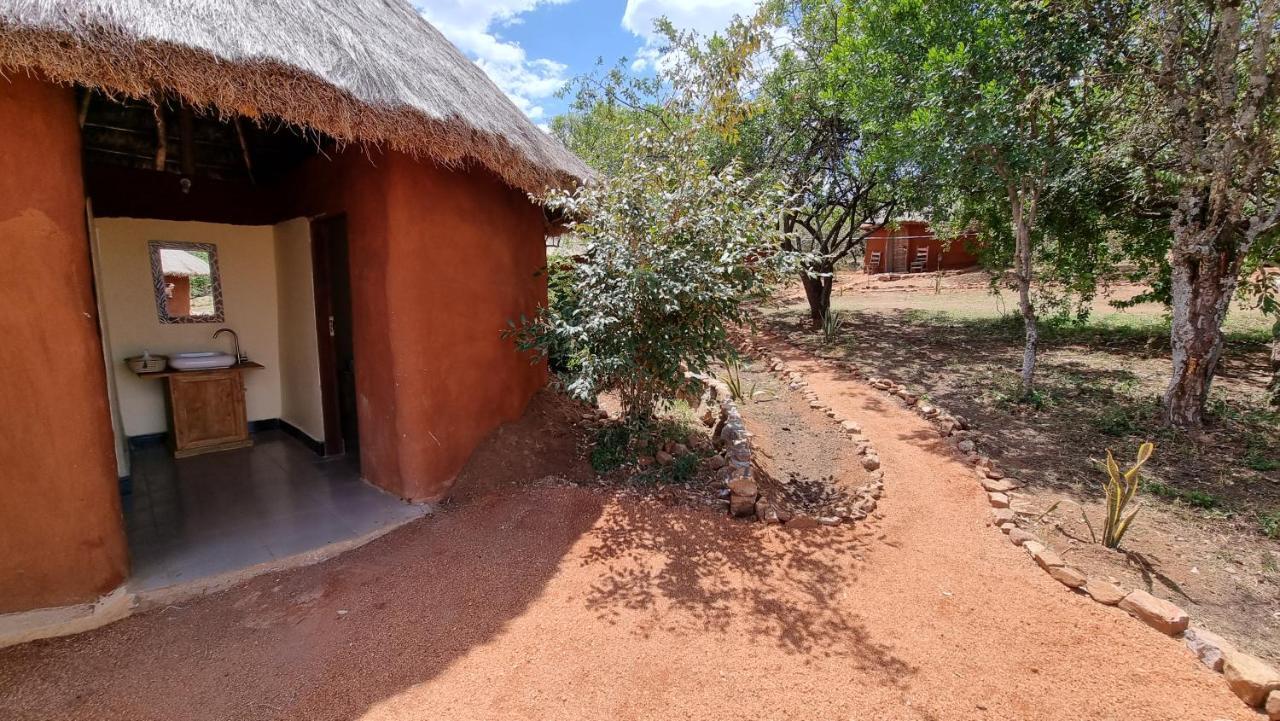 Africa Safari Maasai Boma Villa Serengeti Exterior photo
