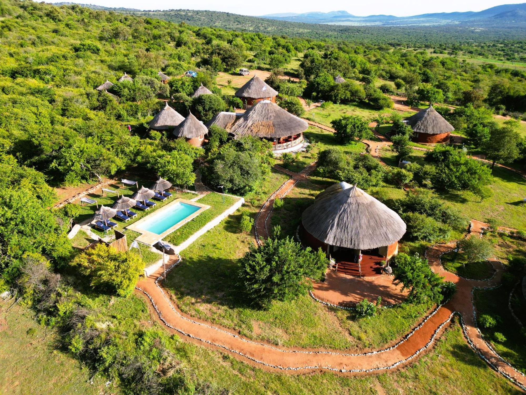 Africa Safari Maasai Boma Villa Serengeti Exterior photo